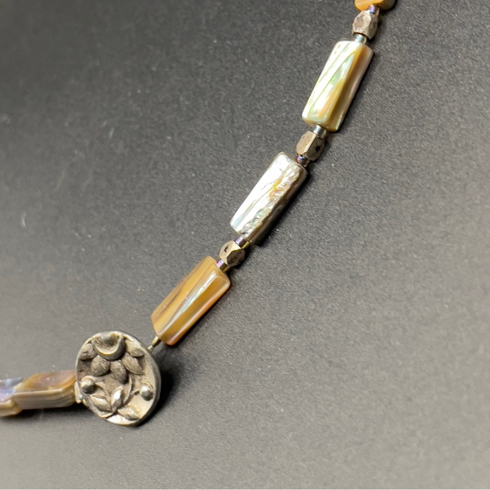 Vintage Artisan 18” Abalone & Bone Shell Necklace w/ Botanical Silver Clasp 🐚 - Picture 11 of 14